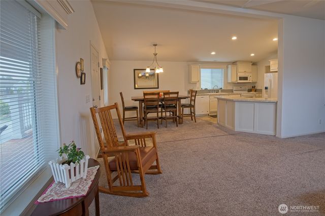 731 W. Heritage Loop, Sequim, WA 98382