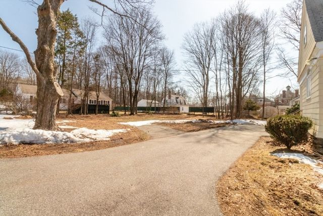 548 High Street, Westwood, MA 02090