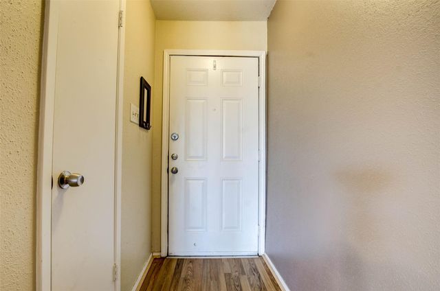 18800 Egret Bay Boulevard 804, Webster, TX 77058