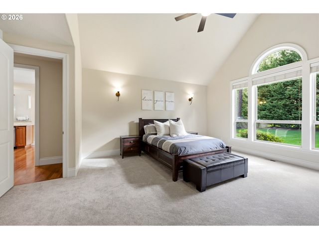 15498 Se RIVER FOREST Dr, Milwaukie, OR 97267