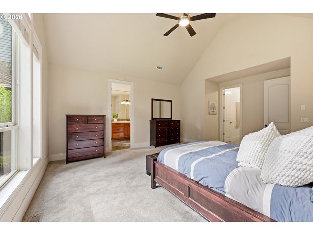 15498 Se RIVER FOREST Dr, Milwaukie, OR 97267