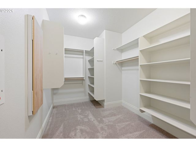 15498 Se RIVER FOREST Dr, Milwaukie, OR 97267