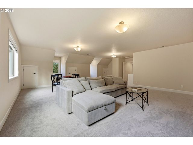 15498 Se RIVER FOREST Dr, Milwaukie, OR 97267