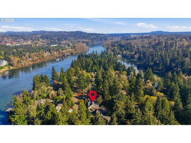 15498 Se RIVER FOREST Dr, Milwaukie, OR 97267