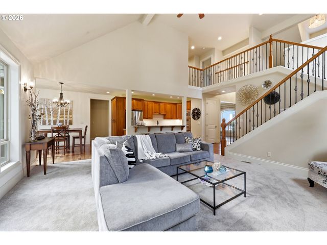 15498 Se RIVER FOREST Dr, Milwaukie, OR 97267