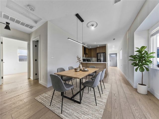 2672 Newell, Los Angeles, CA 90039