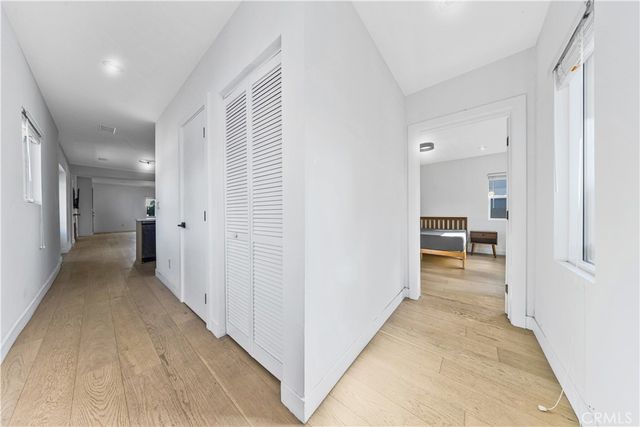 2672 Newell, Los Angeles, CA 90039