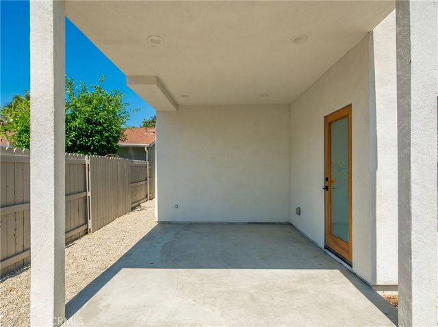 2672 Newell, Los Angeles, CA 90039