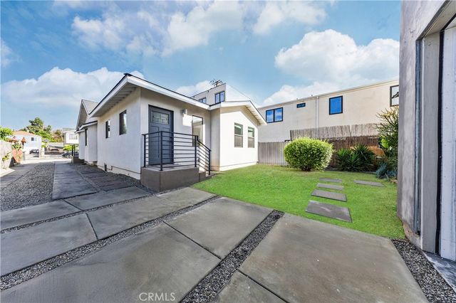 2672 Newell, Los Angeles, CA 90039