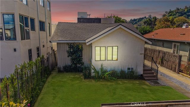 2672 Newell, Los Angeles, CA 90039