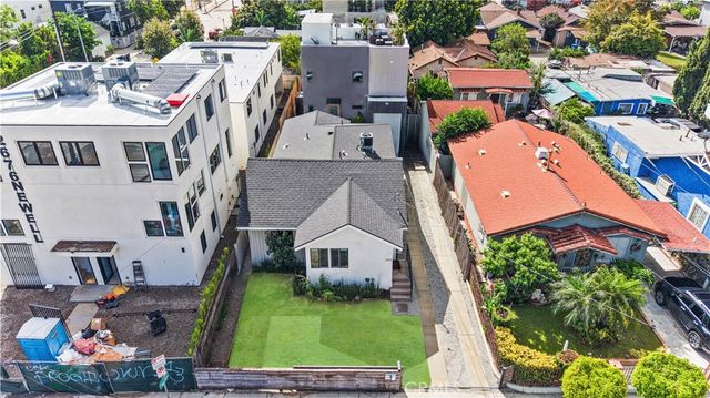 2672 Newell, Los Angeles, CA 90039