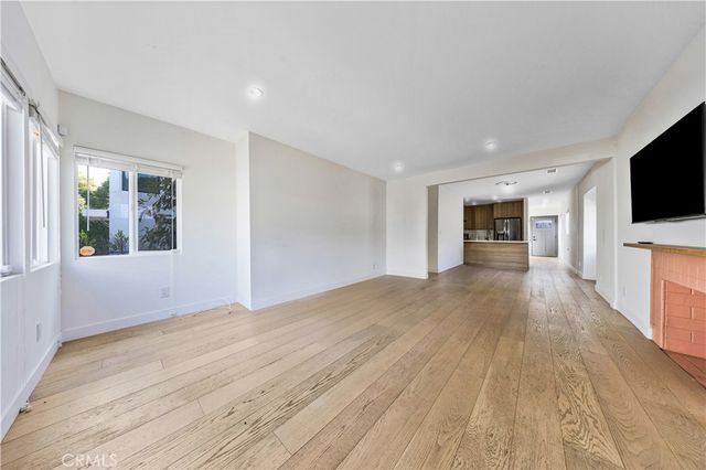 2672 Newell, Los Angeles, CA 90039