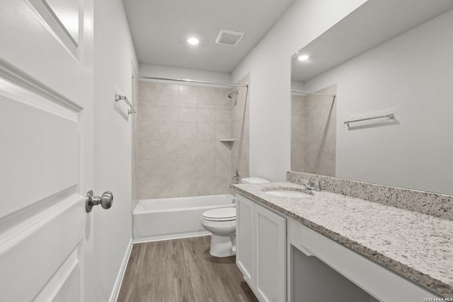 2594 Downsbury Road, New Braunfels, TX 78130