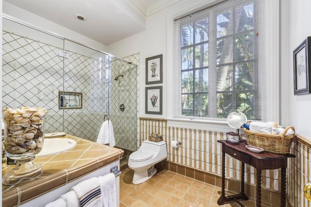 127 Ocean View Road, Palm Beach, FL 33480