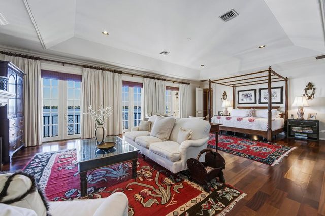 127 Ocean View Road, Palm Beach, FL 33480