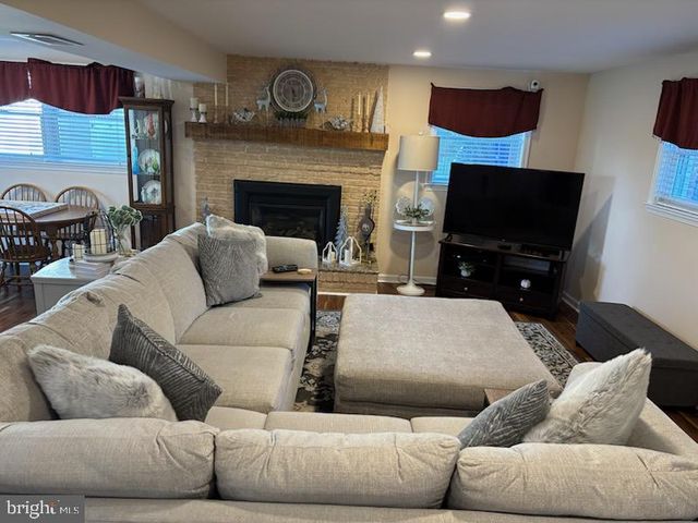 5010 LEE HILL CIR, Monrovia, MD 21770