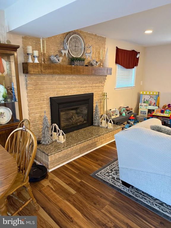Image 25 of property listing at 5010 LEE HILL CIR, Monrovia, MD 21770