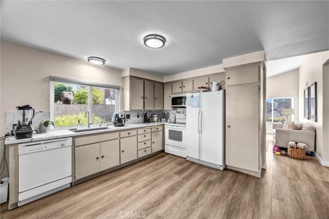 3429 S Lowell, Santa Ana, CA 92707
