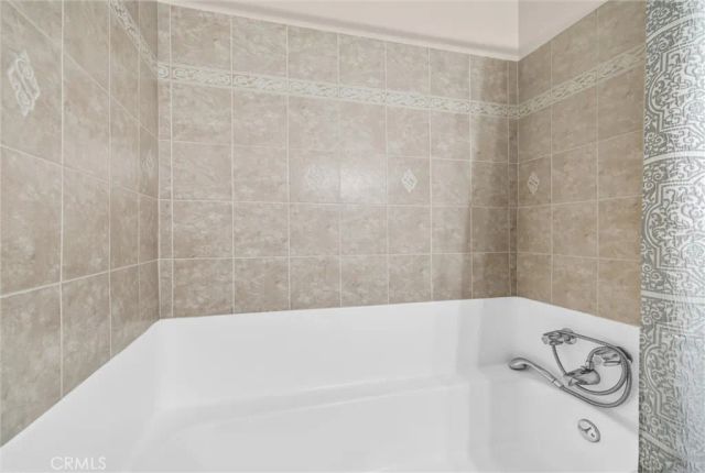 3429 S Lowell, Santa Ana, CA 92707