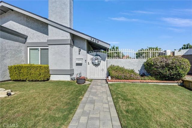 3429 S Lowell, Santa Ana, CA 92707