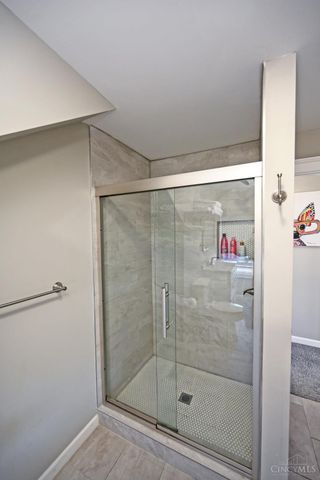 899 Lexington Avenue, Cincinnati, OH 45229