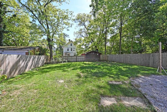 899 Lexington Avenue, Cincinnati, OH 45229