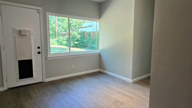 8422 Ridgelea Street, Dallas, TX 75209