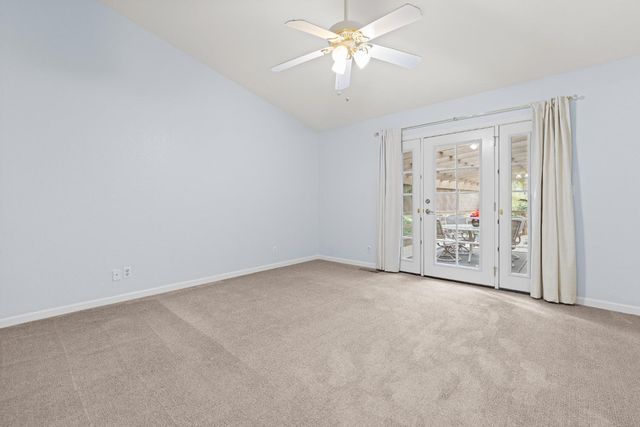 23753 Maple Ct, Auburn, CA 95602