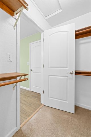 23753 Maple Ct, Auburn, CA 95602