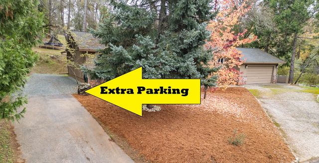 23753 Maple Ct, Auburn, CA 95602