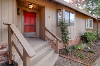 23753 Maple Ct, Auburn, CA 95602