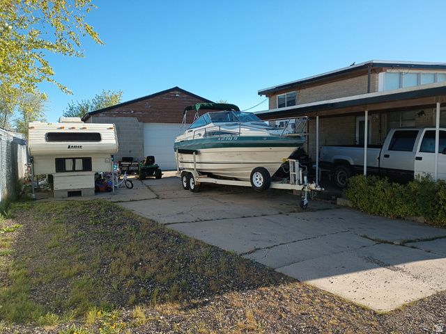 6151 W PARKWAY BLVD, West Valley City, UT 84128