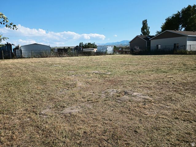 6151 W PARKWAY BLVD, West Valley City, UT 84128