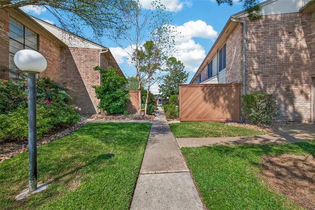 8801 Hammerly Boulevard 1605, Houston, TX 77080