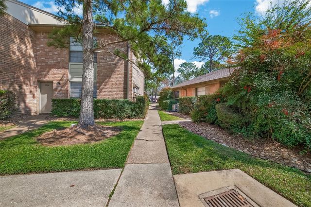 8801 Hammerly Boulevard 1605, Houston, TX 77080