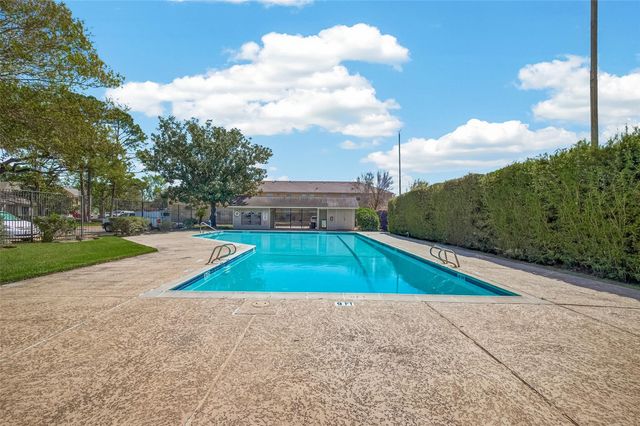 8801 Hammerly Boulevard 1605, Houston, TX 77080