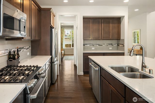 33306 NE 42nd Street, Carnation, WA 98014
