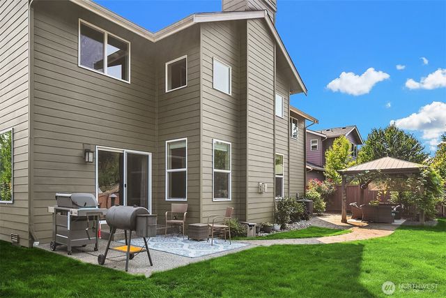 33306 NE 42nd Street, Carnation, WA 98014