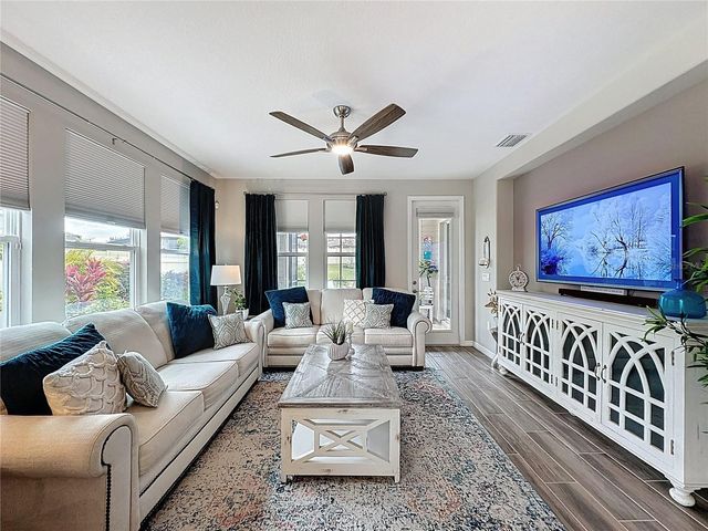 422 ALCOVE DRIVE, Groveland, FL 34736