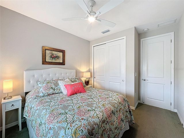 422 ALCOVE DRIVE, Groveland, FL 34736