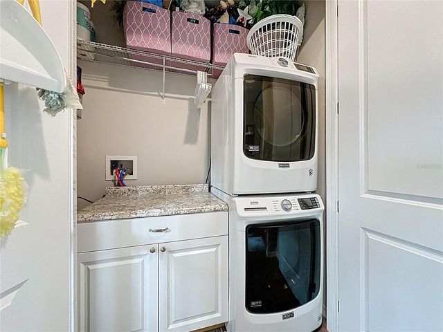 422 ALCOVE DRIVE, Groveland, FL 34736