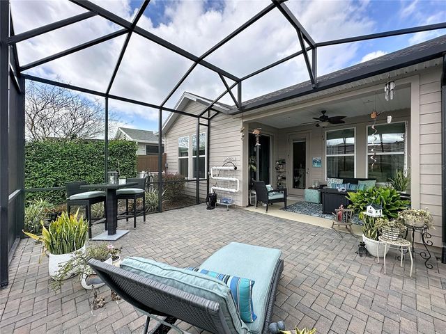 422 ALCOVE DRIVE, Groveland, FL 34736