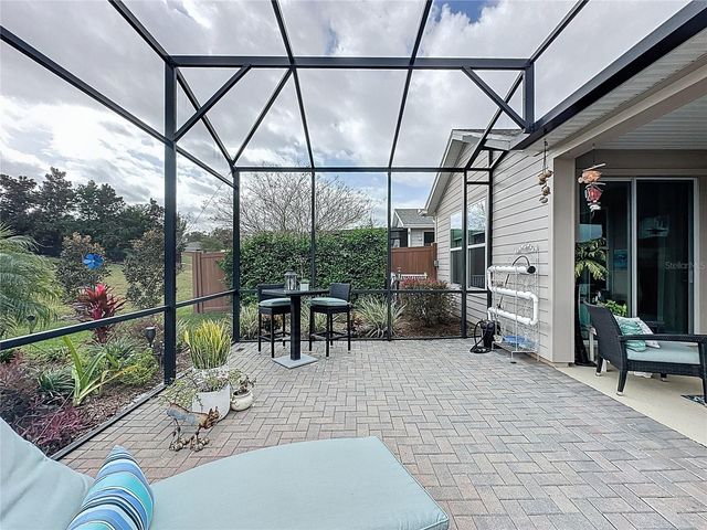 422 ALCOVE DRIVE, Groveland, FL 34736