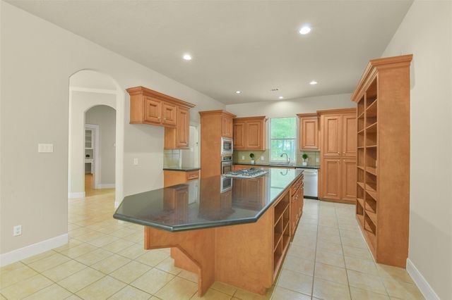 21971 Blazing Trail, New Caney, TX 77357