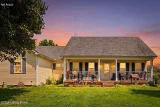 48 Hunters Trace, Taylorsville, KY 40071