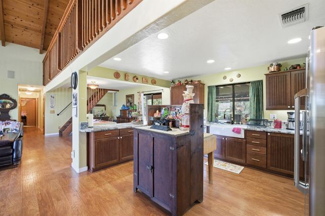 40070 Lilley Mountain Drive, Coarsegold, CA 93614