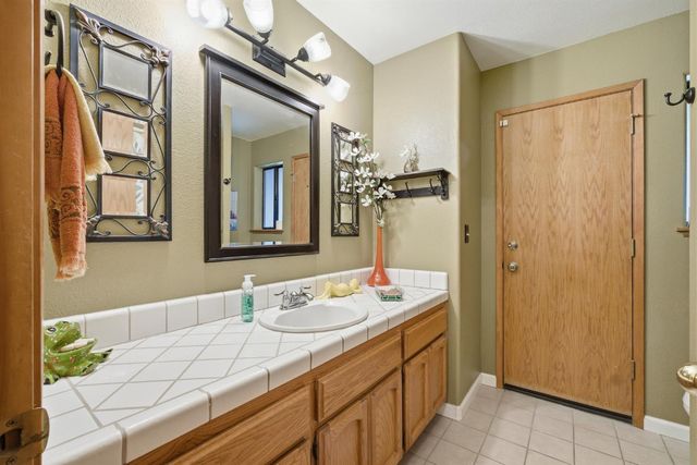 40070 Lilley Mountain Drive, Coarsegold, CA 93614