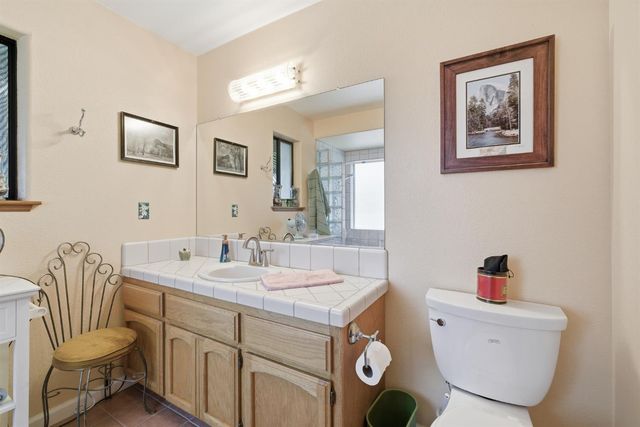 40070 Lilley Mountain Drive, Coarsegold, CA 93614