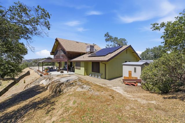 40070 Lilley Mountain Drive, Coarsegold, CA 93614