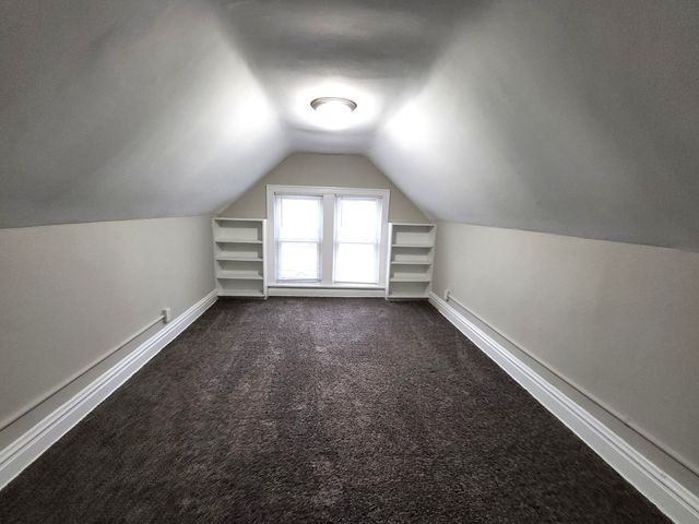 200 N 2nd Avenue, Villa Park, IL 60181